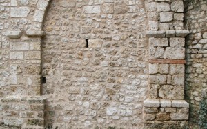 Porta San Lorenzo o Pizzoli dopo i lavori di restauro
